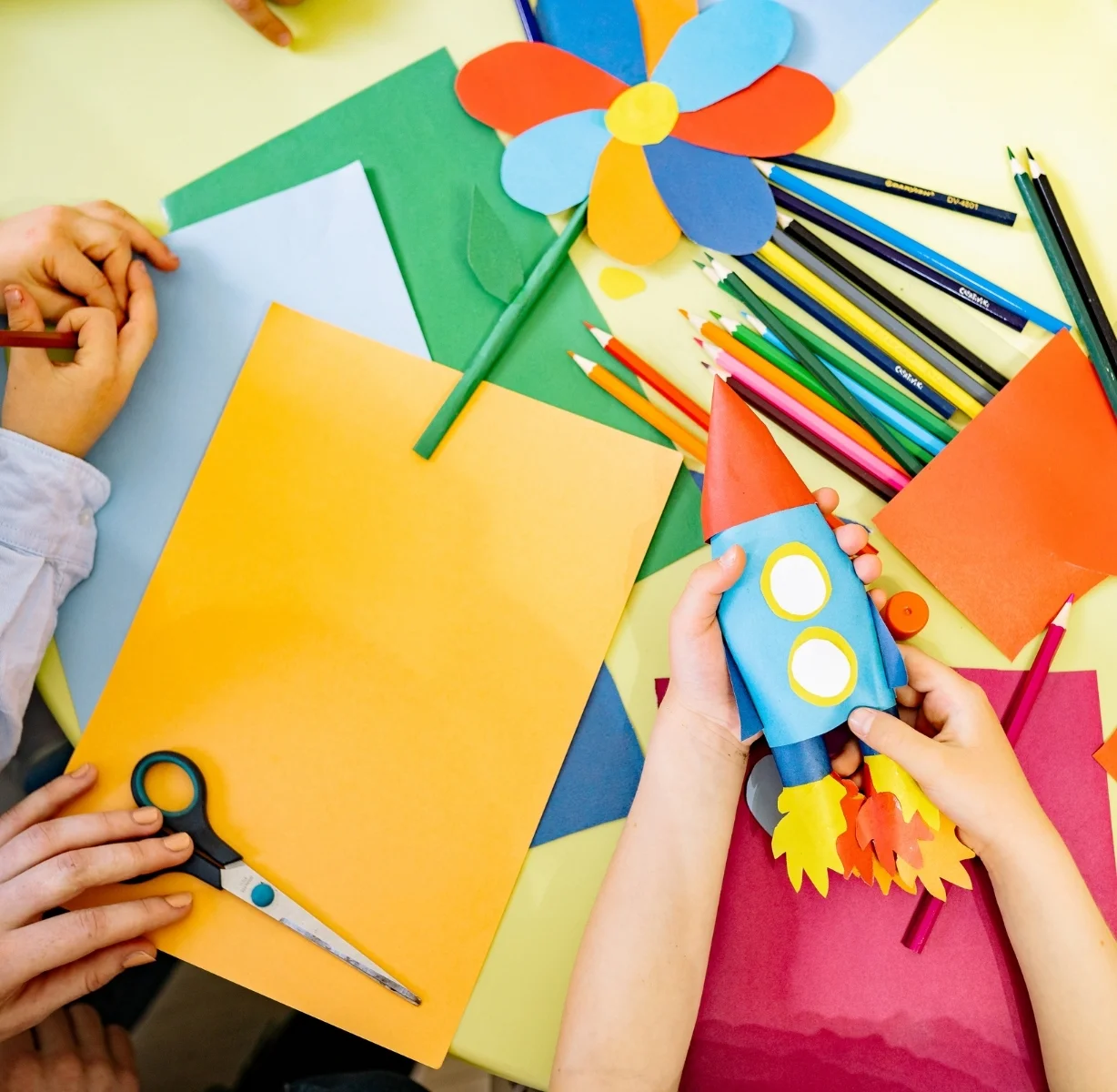 Material Escolar y Creatividad